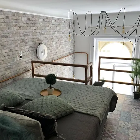 Corvin Apartment Near Semmelweis And Heimpal Budapest Exterior photo