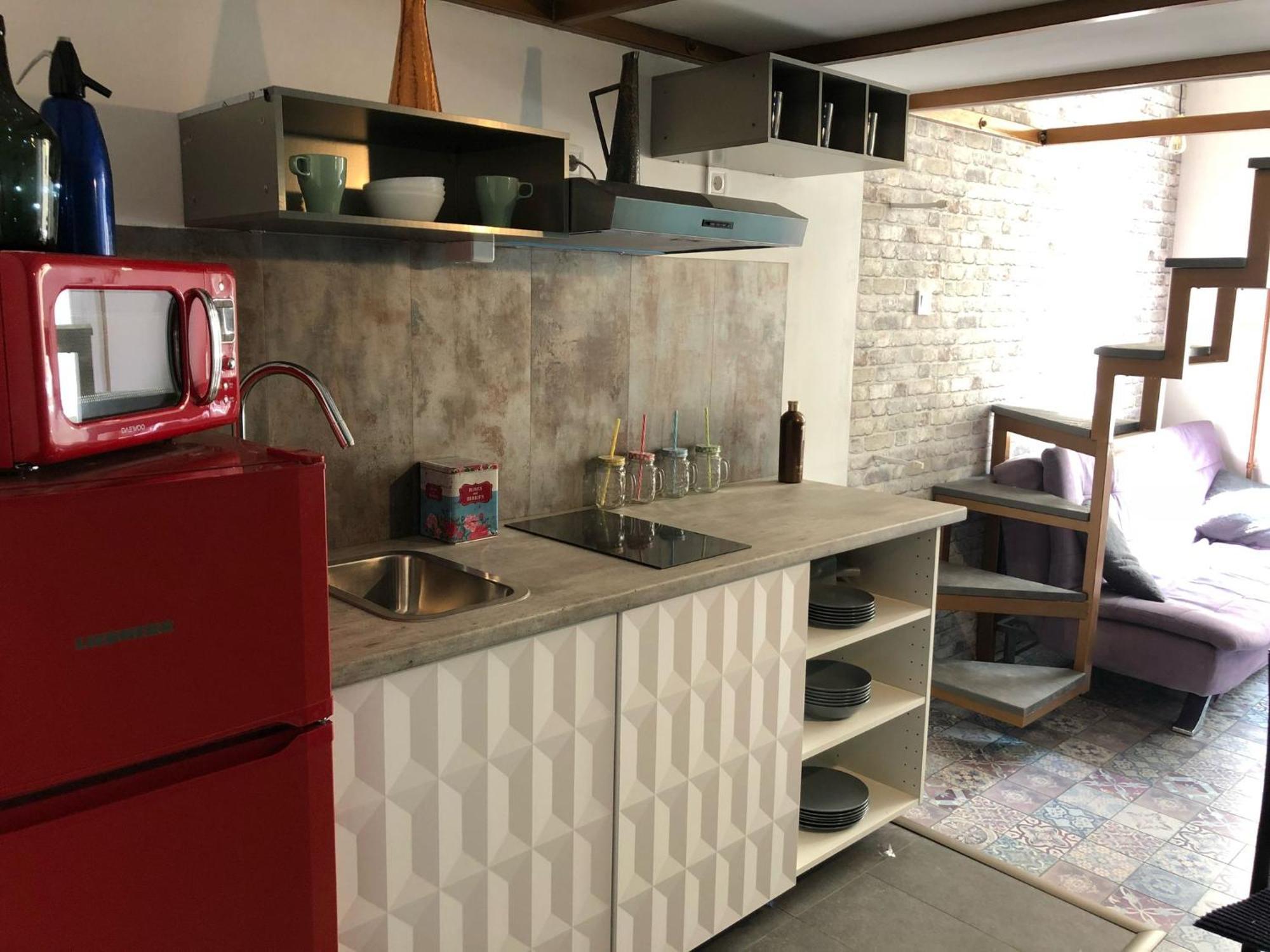 Apartamento Corvin Near Semmelweis And Heimpal *
